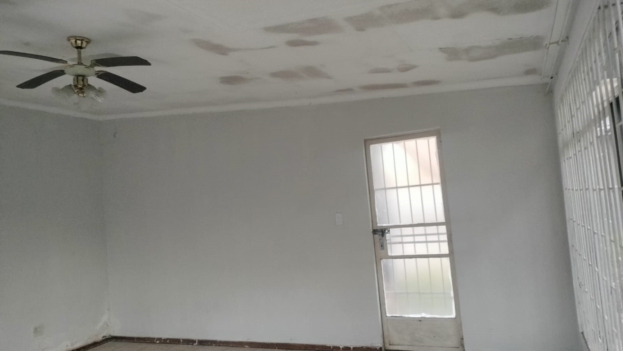 4 Bedroom Property for Sale in Ladybrand Free State